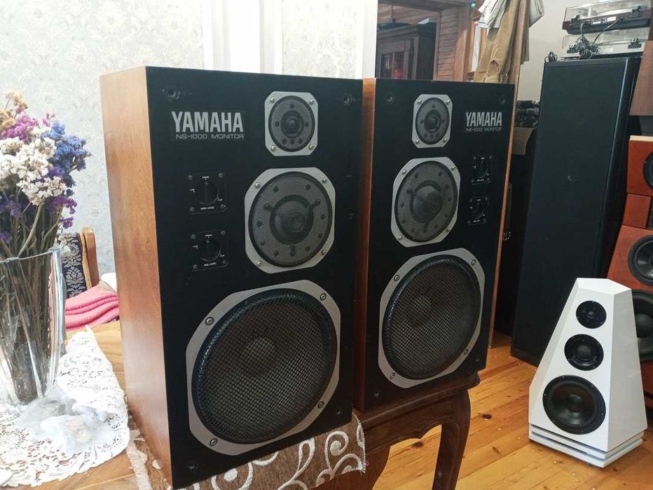 Yamaha NS-590-690-1000 ( Japan )