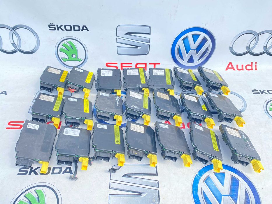 Блок підрульовий перемикачів Caddy Touran Passat B6 Golf 5 Skoda Seat