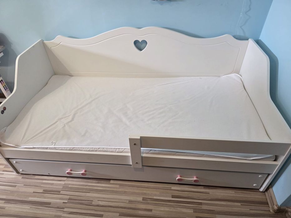 Lozko dziecięce z materacem