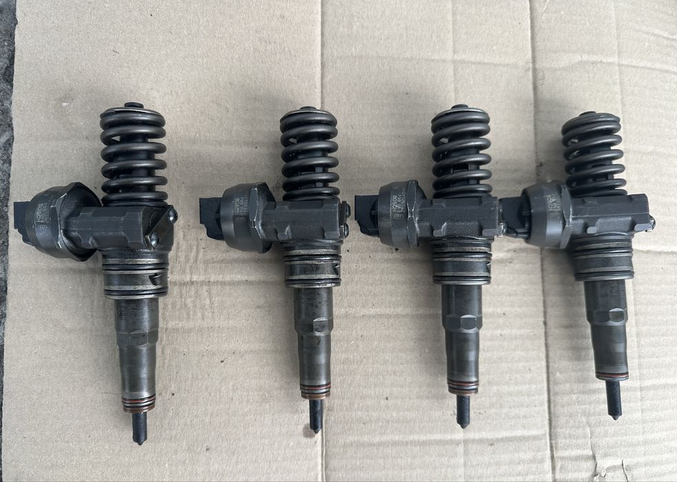Форсунка 0414720312 Bosch насос/форсунка 2.0 TDI bmp Пасат Б6 розборка