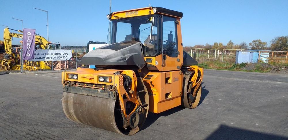 Bomag Walec wibracyjny BOMAG BW 174 AP