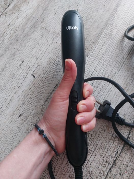Утюжок Vitek обмін