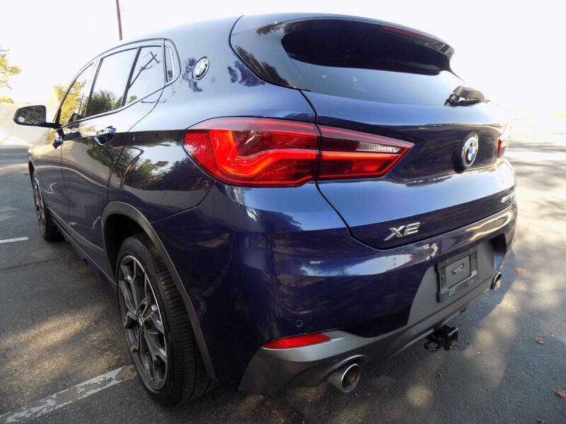 2018    BMW    X2