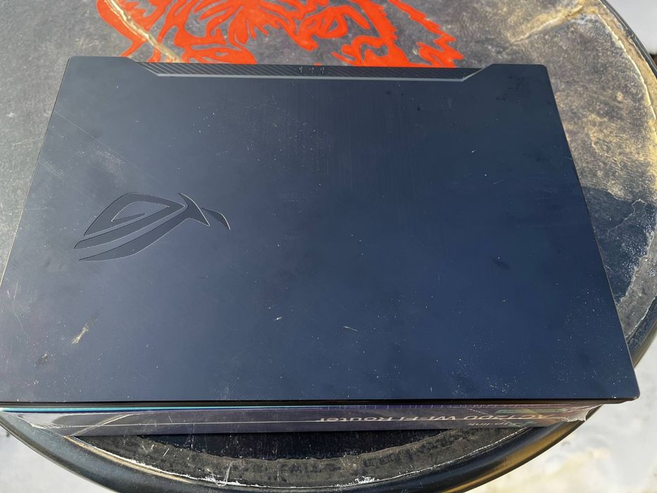 ASUS ROG  {1920х1080 144Hz}{Ryzen 7 4800H}{GTX 1660 Ti 6GB