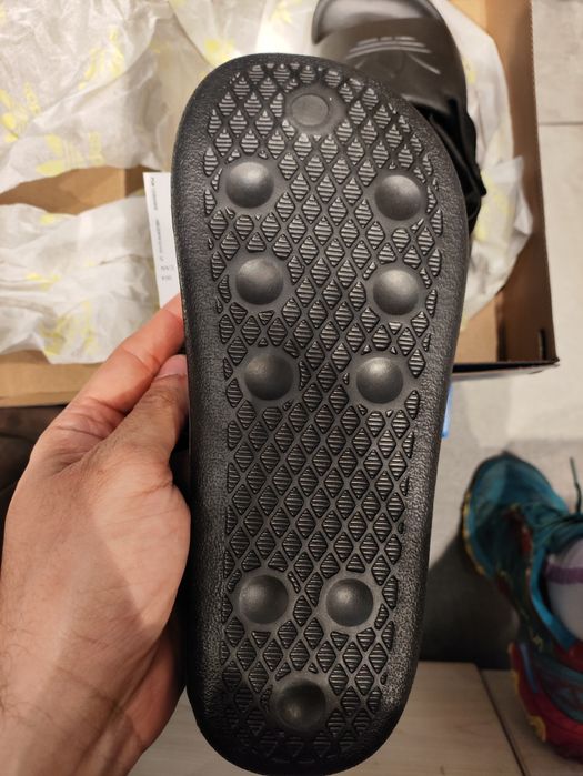 Adidas Adifom Adilette J preta