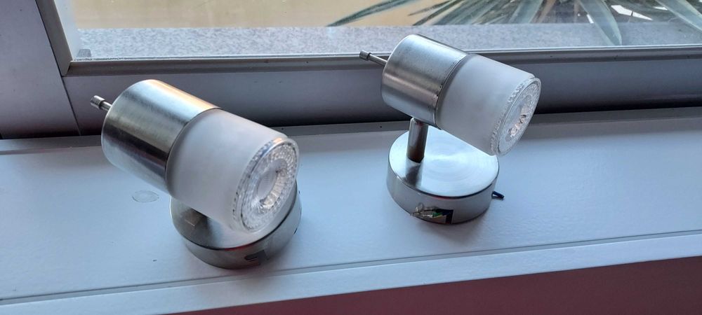 Par de aplique em muito bom estado