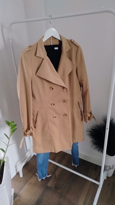 Płaszcz jesienny roz L/XL nowy bez metki