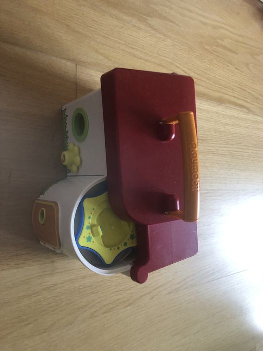 Casa creche portatil Playmobil