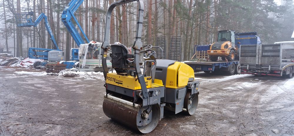 Walec drogowy Dynapac 1200 bardzo ładna  gładki