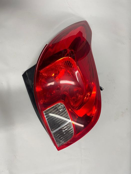 Opel Mokka lampa tył prawa