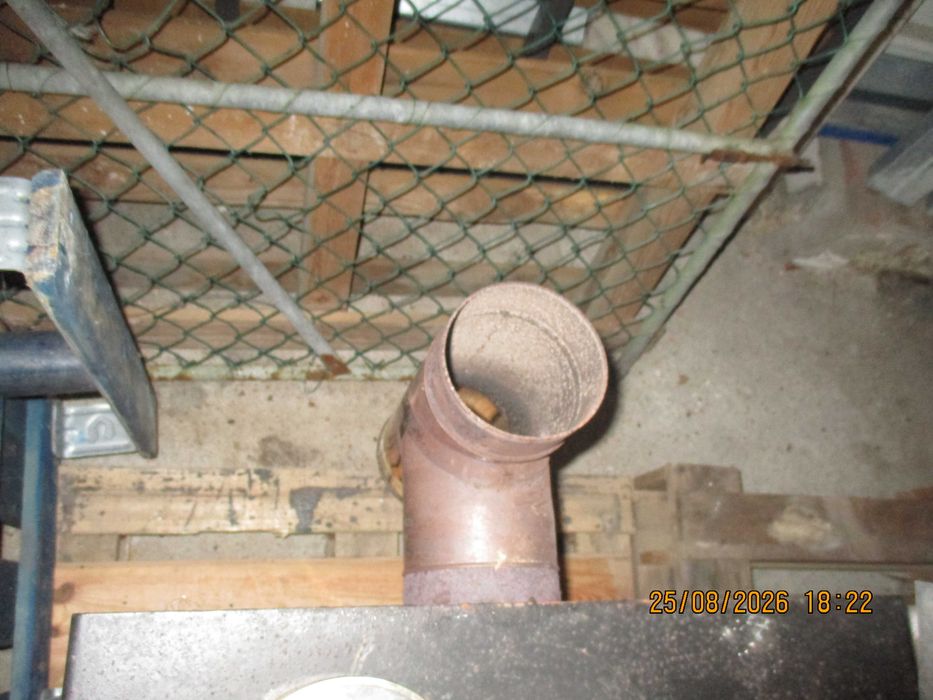 Salamandra a lenha com forno