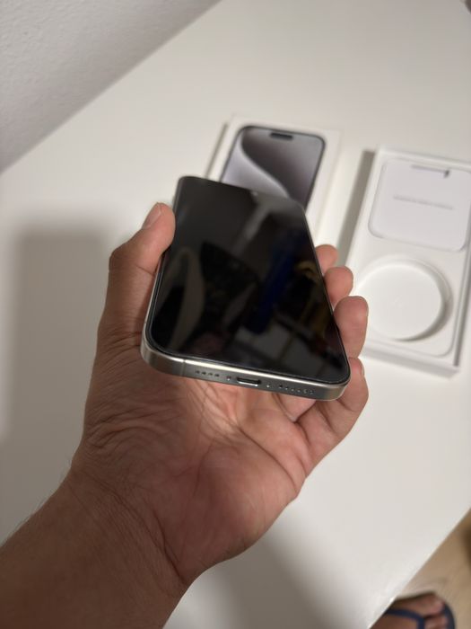 IPHONE 15 PRO MAX 256gb