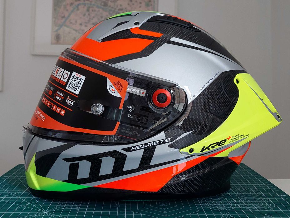 MT KRE+ Snake Carbon - Capacete Integral de competição (100% novo!)