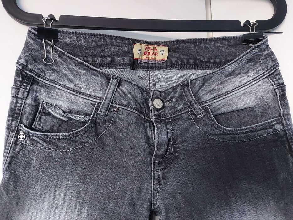 PULL & BEAR Dżinsy szare przecierane marmurkowe roz. 38