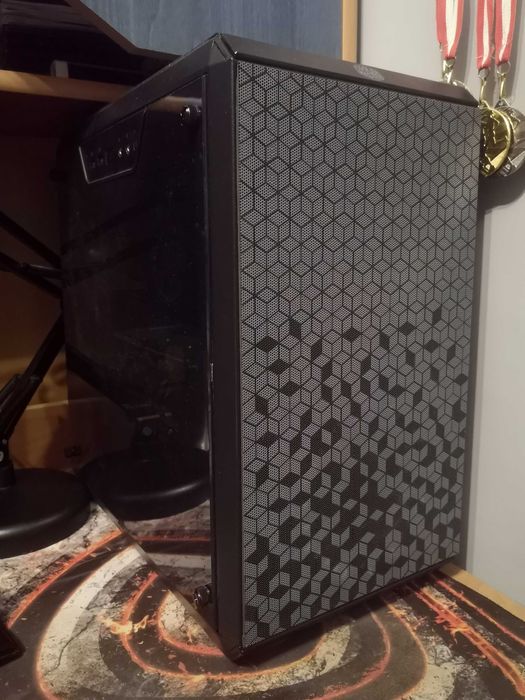 Komputer | AMD R3 3100 | RX 570 4GB | 16GB RAM | 500GB HDD + 128GB SSD