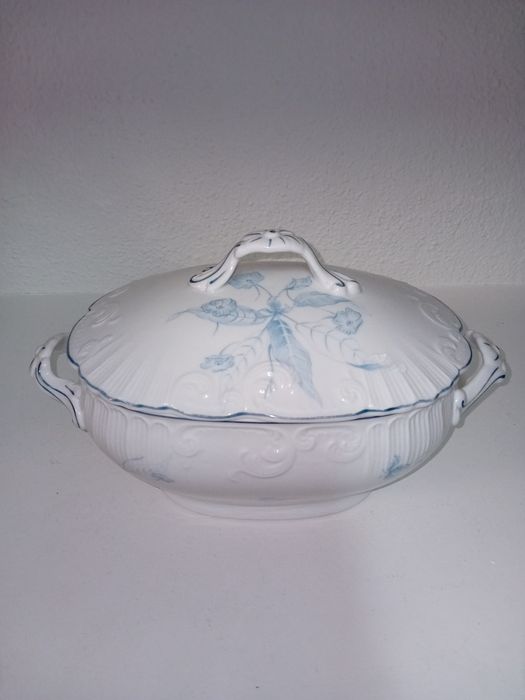 Terrina em porcelana Vista Alegre