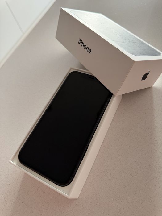 Apple IPhone 11 preto 16gb