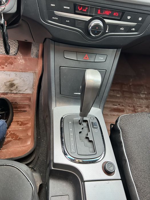 Продам автомобіль  MG 350