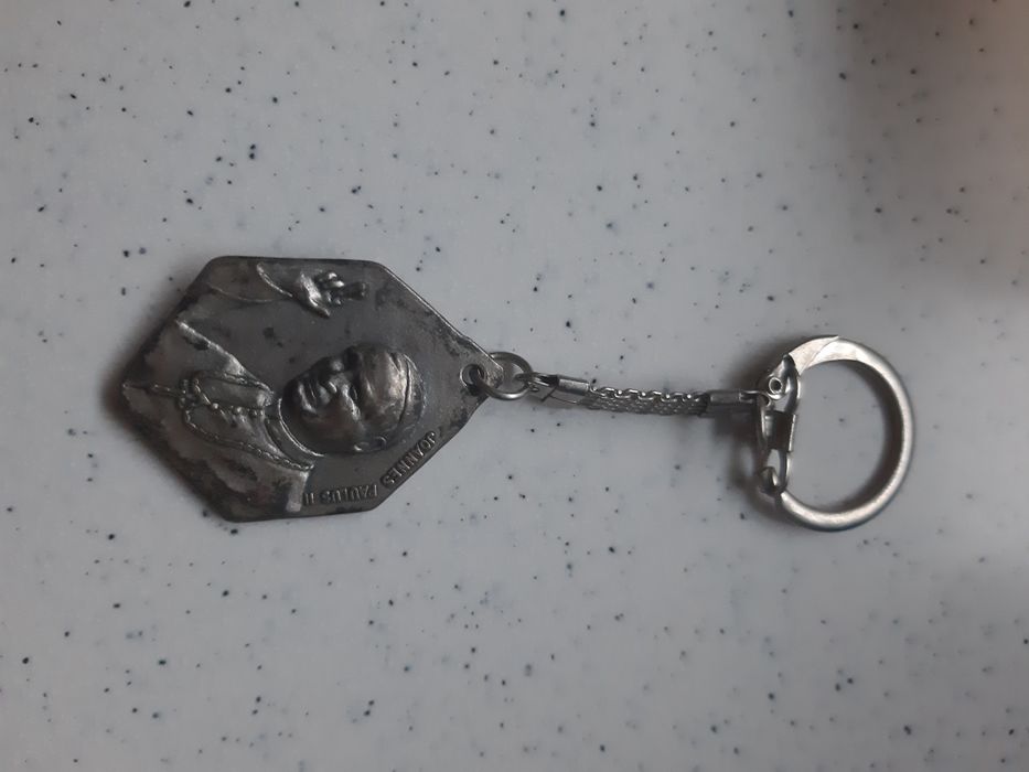 Zawieszka prl stara metal Jan Paweł II droga krzyżowa Kościół vintage