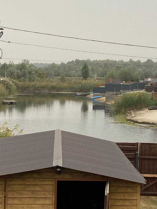 Будинок в кооп Славутич з виходом до води