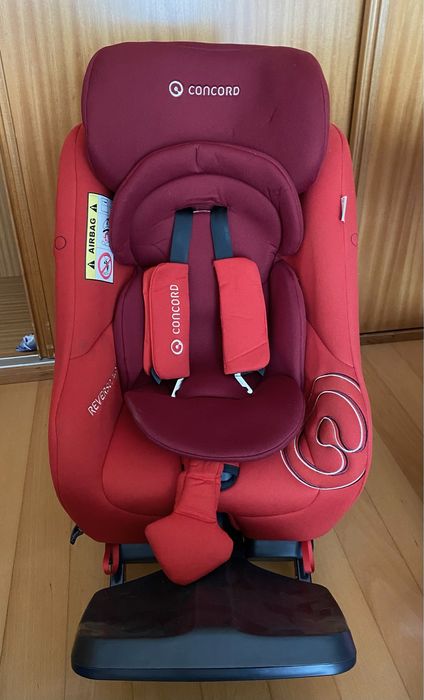 Cadeira Auto Concord Reverso Plus i-Size Isofix Vermelha