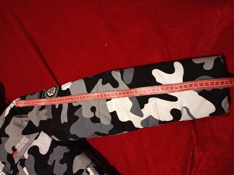 Зимова куртка 158р