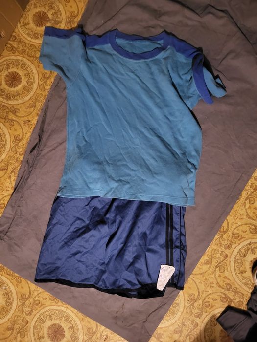 Koszulka oraz spodenki wojskowe sportowe . Wzór 504 / 307 MON