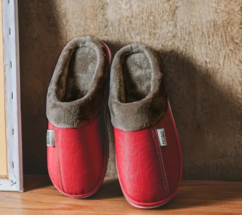 Домашні тапочки.