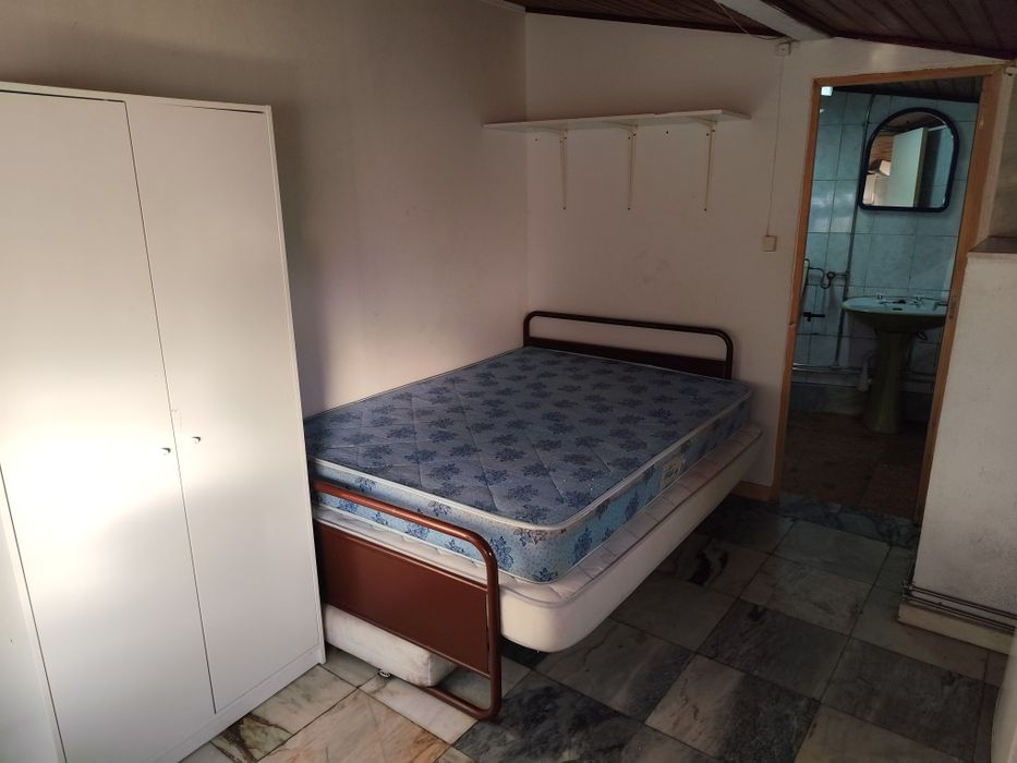 T0 aluga se em ramada/odivelas/caneças