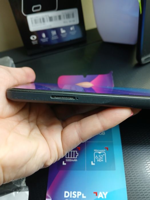 Telemovel TCL 30 SE