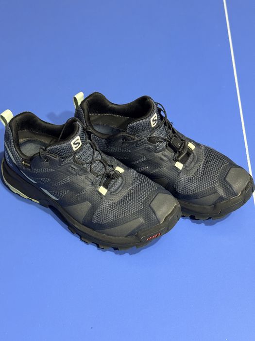 Кросівки Salomon gore-tex 39,5