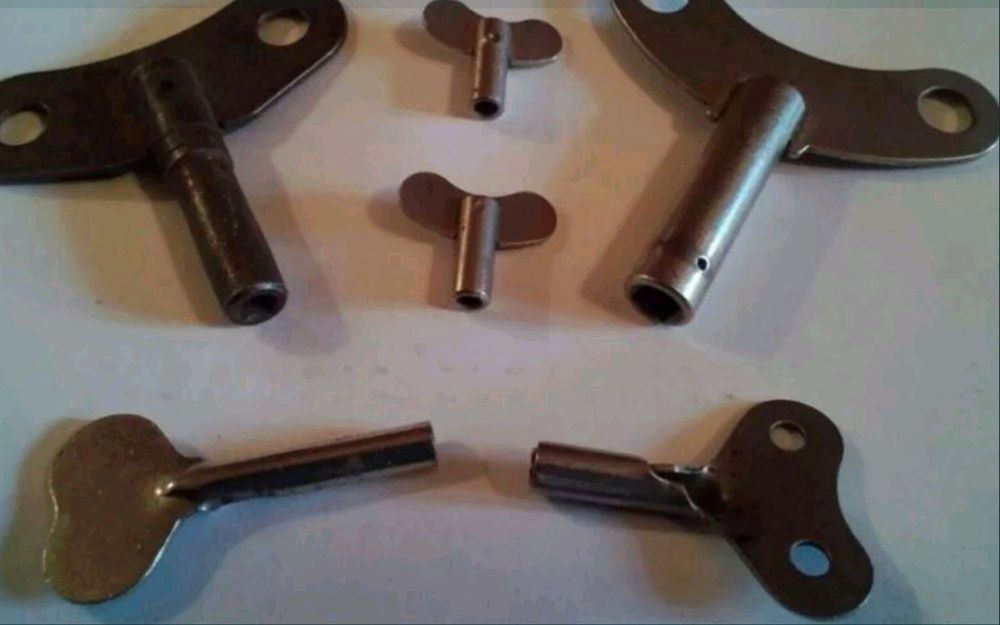 Ключ, для гитары , ключ гитарный .