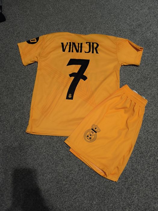 Strój piłkarski Real Madryt Vini Jr r. 158/164 Nowy