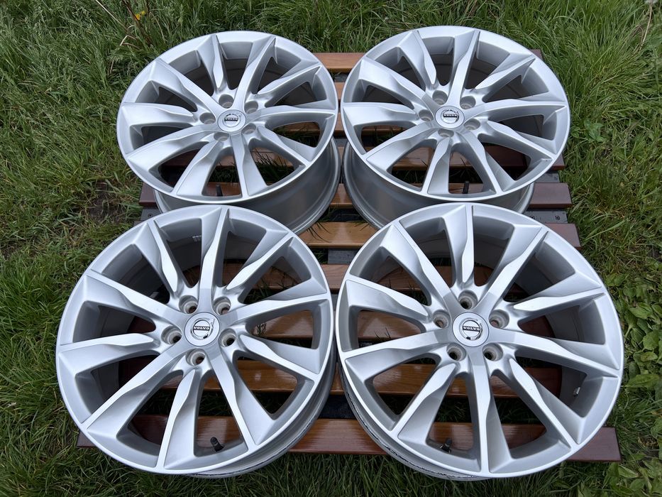 Диски r18 5 108 Volvo s90 v90 xc90 5x108: 8 000 грн. - Диски Чернігів ...