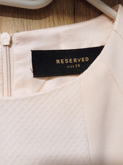 Sukienka Reserved r.38
