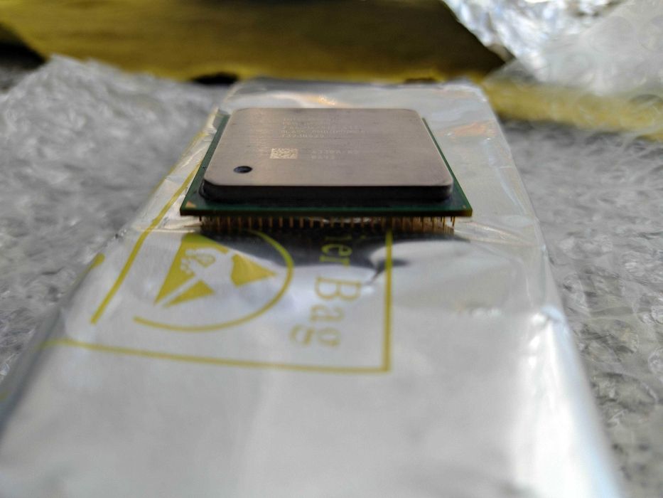 Intel Pentium 4 CPU Processor 2.66 GHz, 512 KB Cache511553156709754883