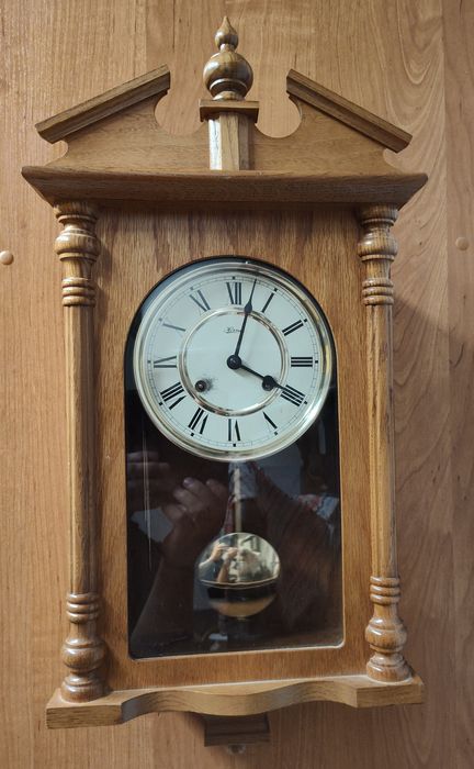 Zegar wiszący  Sygnowany firmy Hermle