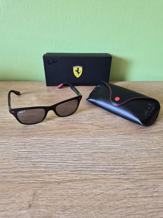 Ray Ban 4195 Ferrari  Polarized
