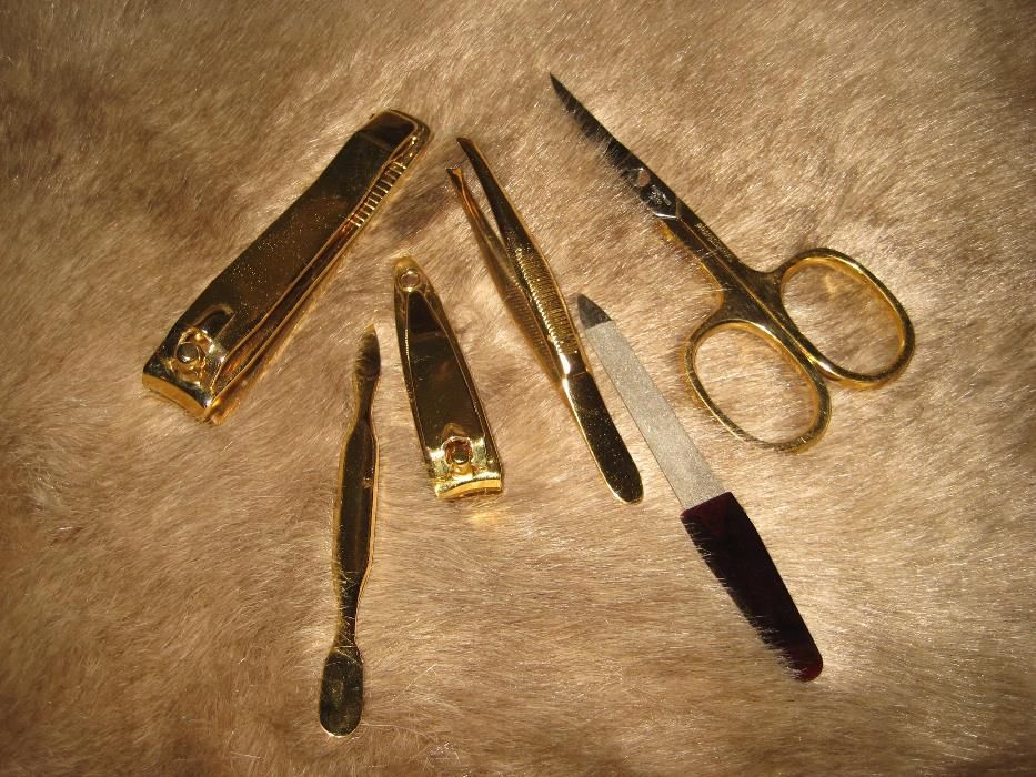 Conjunto 6 peças manicure/pedicure,Maxim´s Paris(estado NOVO)