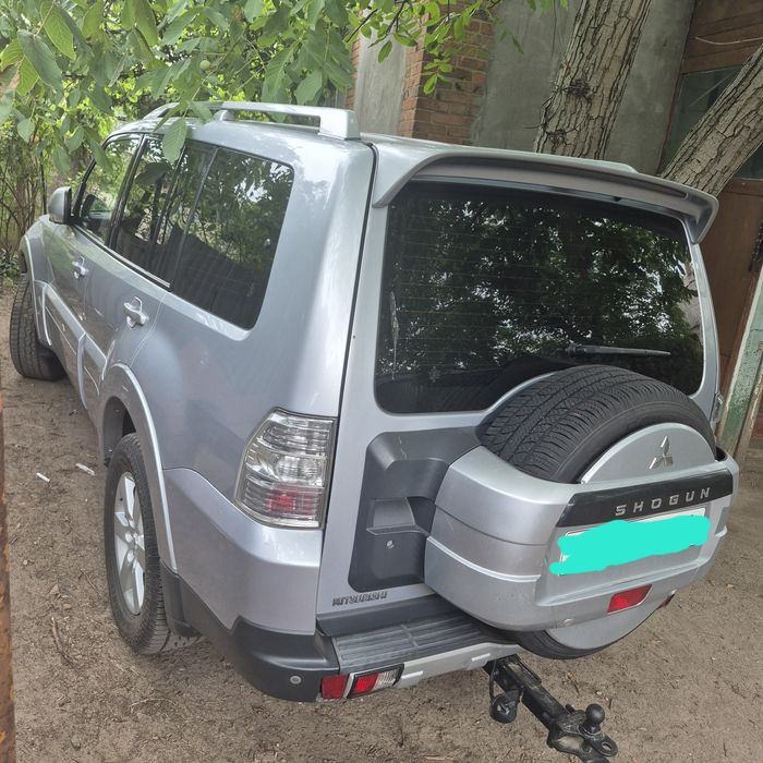 Мітсубіші Паджеро Вагон-4