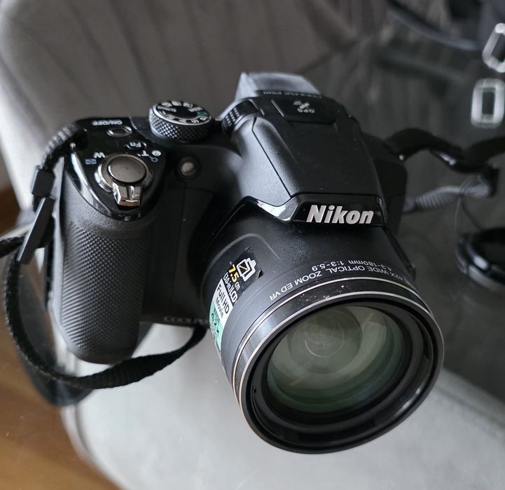 Nikon Coolpix P510 + cartão 16 Gb