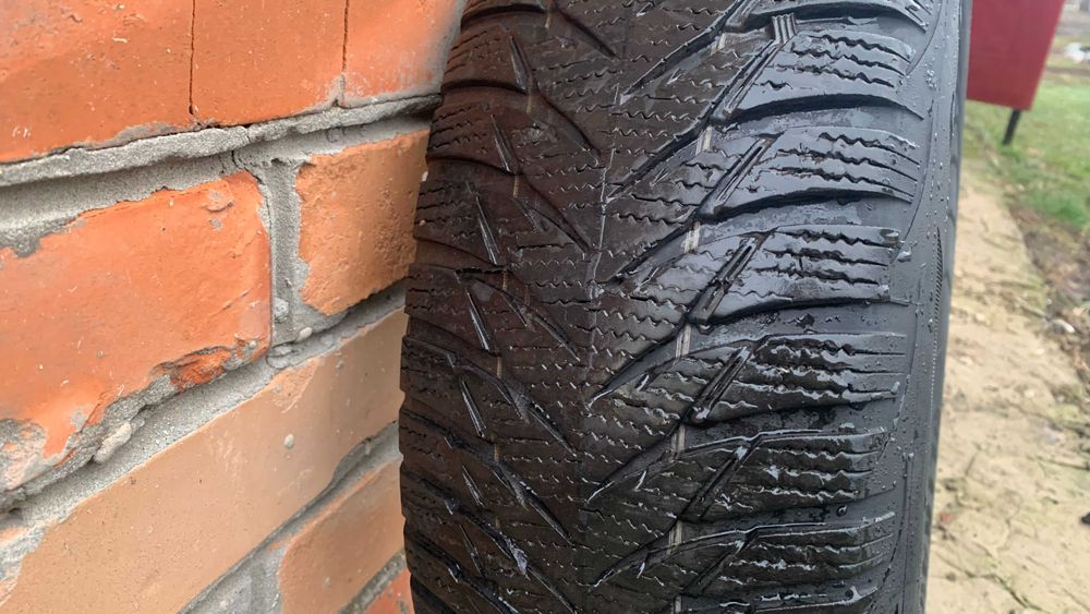 Продам Шини 195\65\15