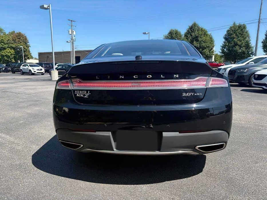 Lincoln MKZ 2.0      2018
