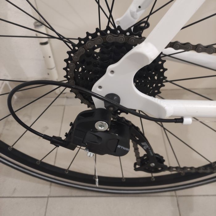 Bicicleta de estrada Triban como Nova