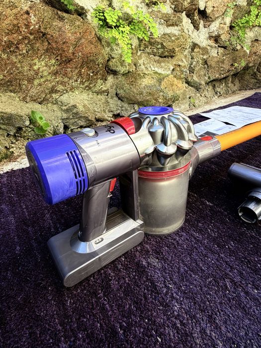 Dyson V8 Absolute