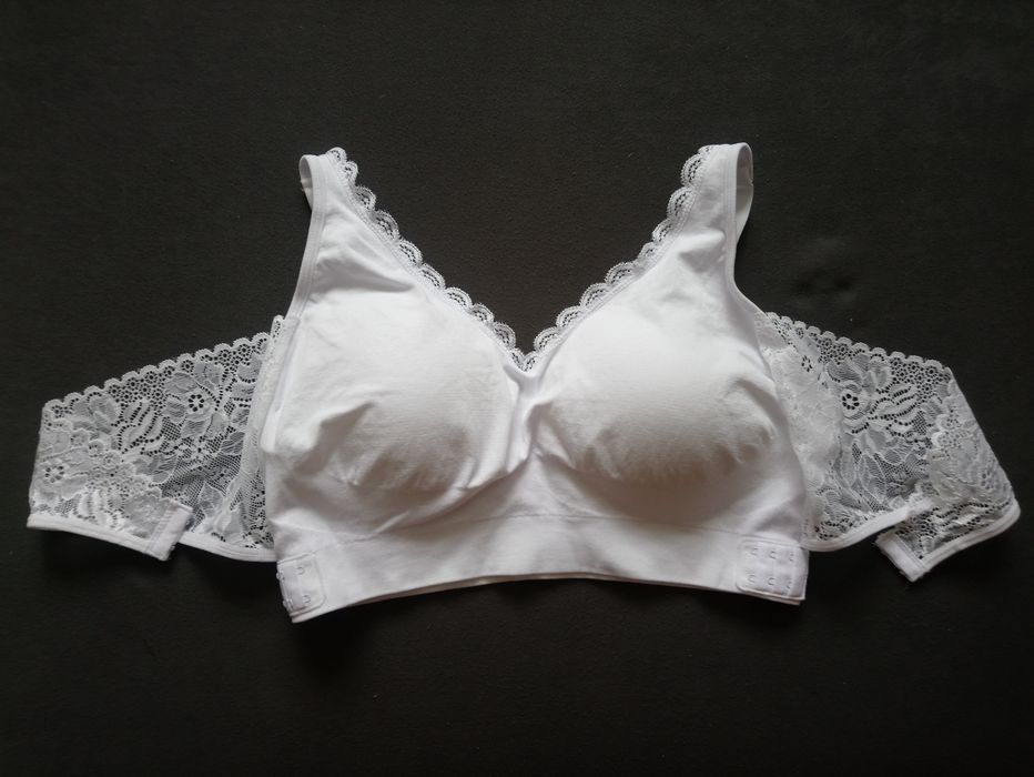 Koronkowy biustonosz 2XL wygodny