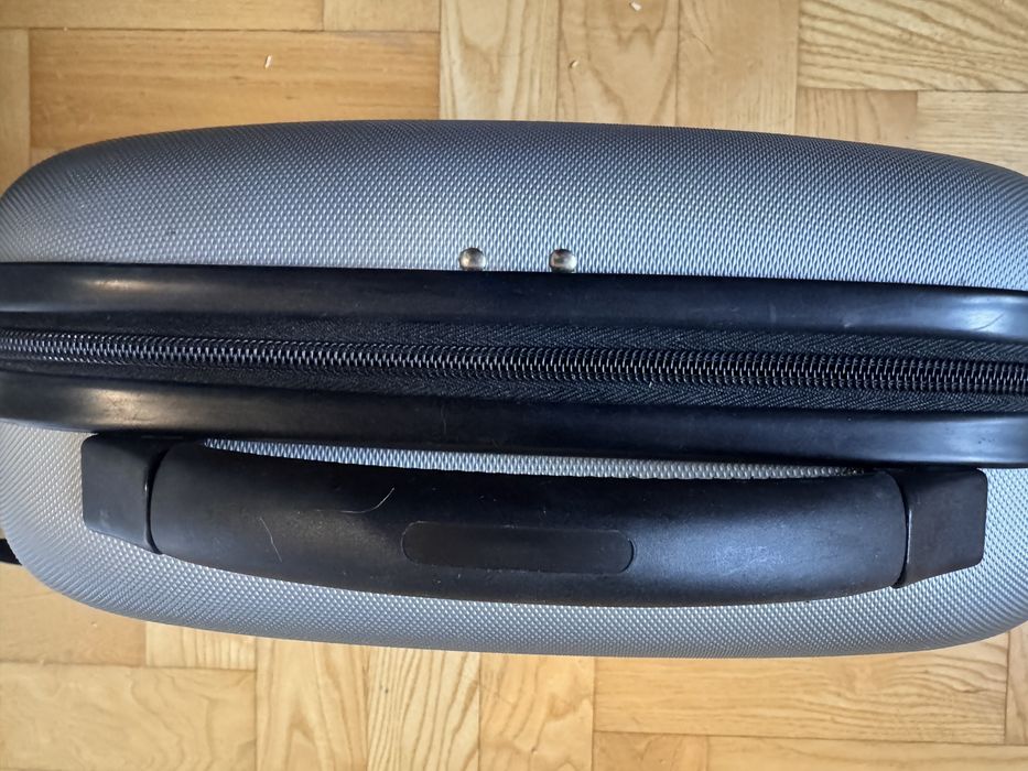 Kuferek walizka podróż