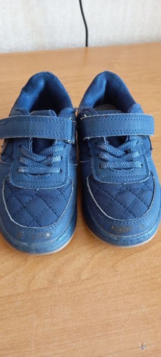 Дитячі кросівки на хлопчика