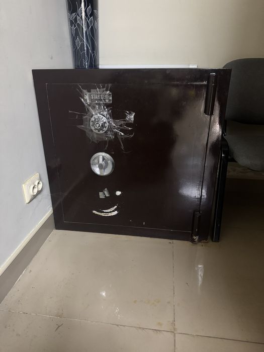 Сейф 75*56*75 несгораемый 350 кг Star seyf