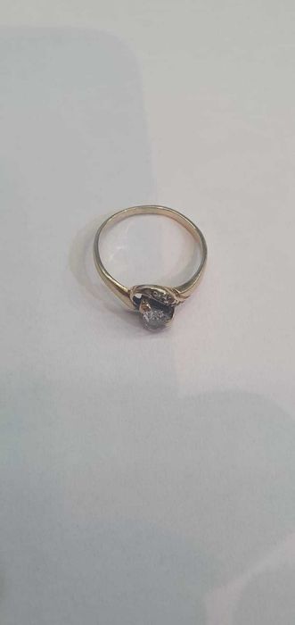 Pierścionek złoty 14 k/585/ 2,03 g. R 14 - Madej Gorlice Mickiewicza -